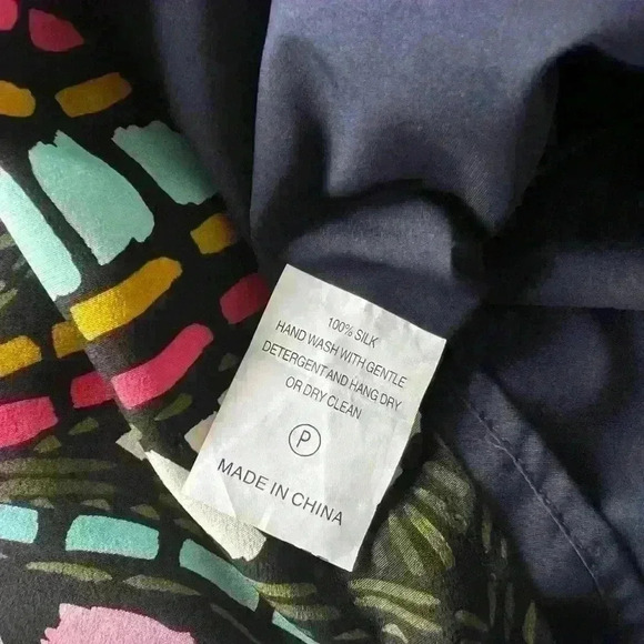 Marie Oliver Silk Print Shift Dress - Picture 7 of 7